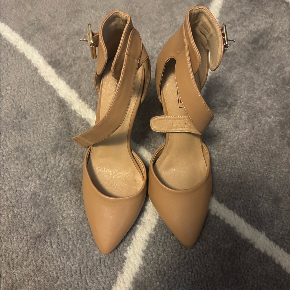 Tan Ankle strap stiletto pumps